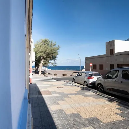 Apartment Mara 1 Playa Del Burrero Junto Al Mar Wifi Gratis *